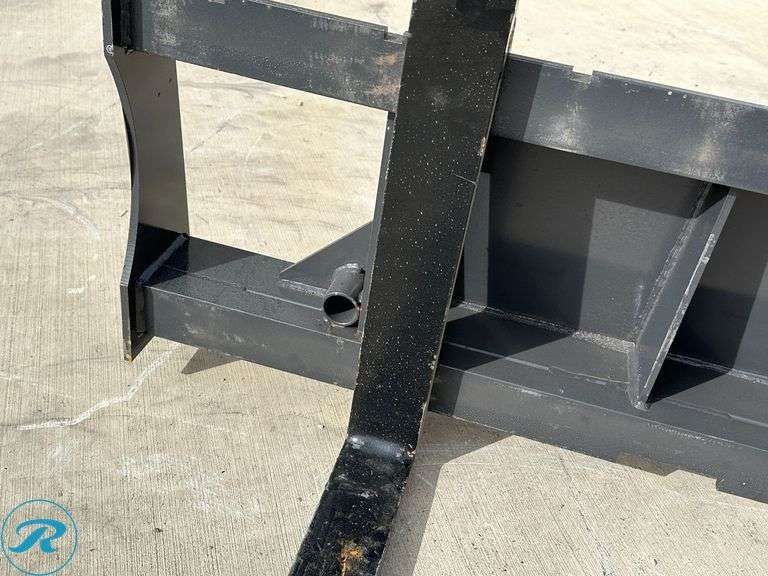 New Land Honor MPF-11-2000G Fork Attachment to Fit Mini Skid Steer Loader, 36" Forks - Roller Auctions