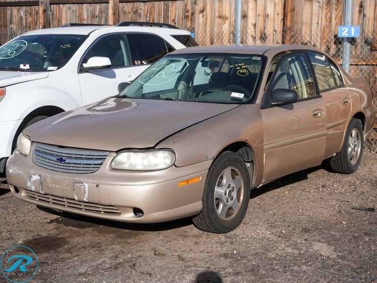 2005 Chevrolet Malibu Classic FWD - Roller Auctions