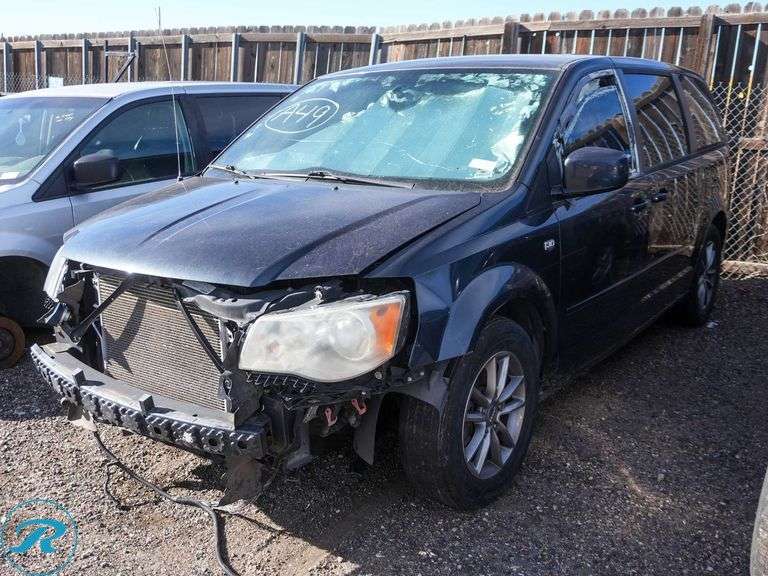 2014  Dodge  Grand Caravan SE  FWD - Roller Auctions