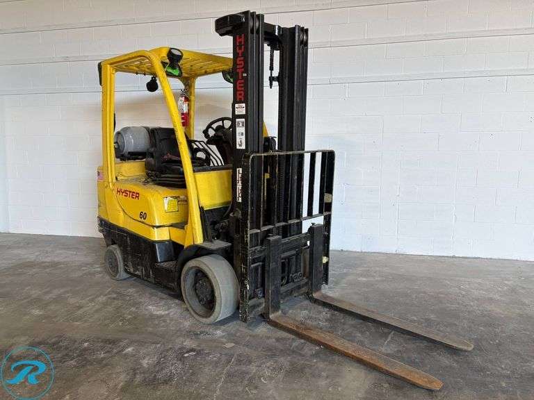 2011 Hyster S60FT Forklift