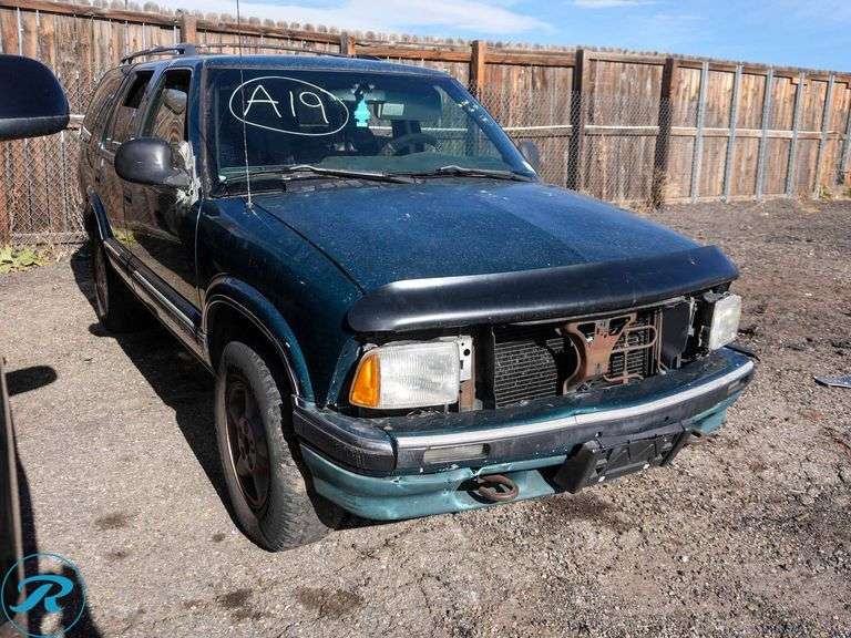 1997  Chevrolet  Blazer   4WD - Roller Auctions