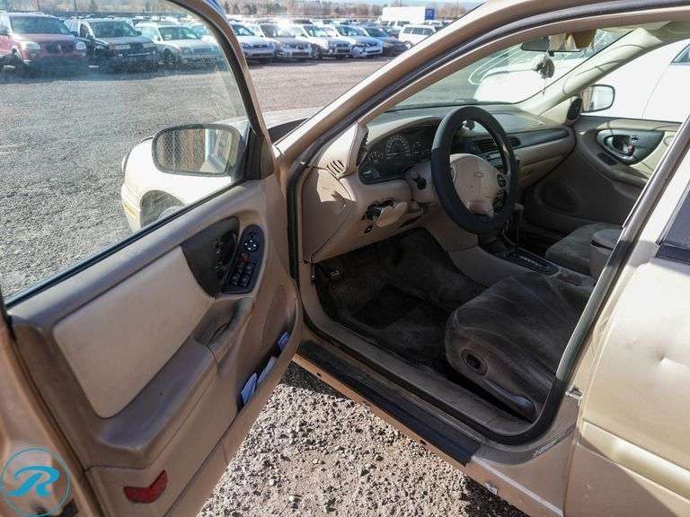 2005 Chevrolet Malibu Classic FWD - Roller Auctions