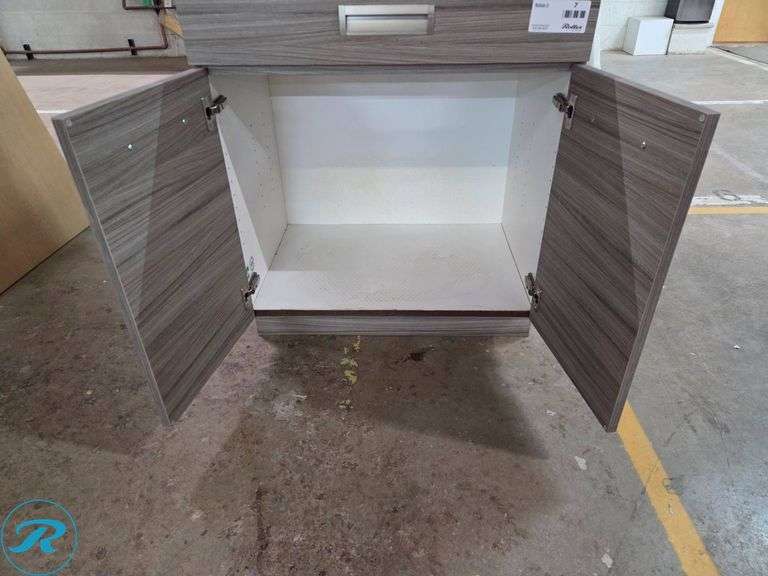 Single Vanity Cabinet 30” x 21” x 34 ½” Tall with Quartz Counter and Undermount Sink - Roller Auctions