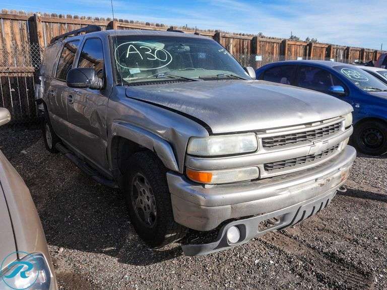 2002  Chevrolet  Suburban 1500 LS  4WD - Roller Auctions