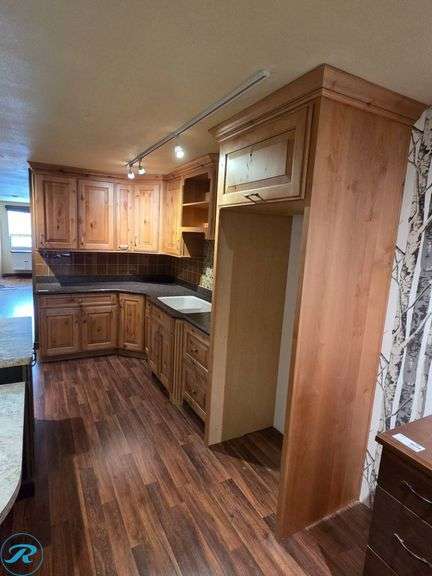 14-Piece Kitchen Cabinet Set, Woodland Prescott Rustic Alder Natural with Chocolate Glaze, Soft-Close Doors and Drawers with Laminate Countertop - Roller Auctions