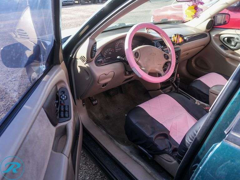 2001  Chevrolet  Malibu LS  FWD - Roller Auctions