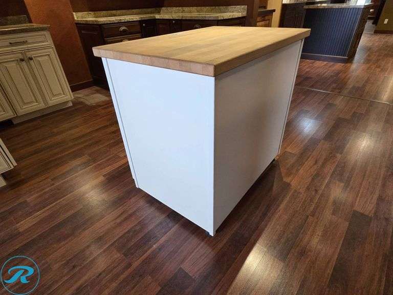 1-Piece Moveable Island with Butcherblock Countertop, Diamond White Beadboard, 36” x 24” x 36” Tall with 1 Rollout Tray - Roller Auctions