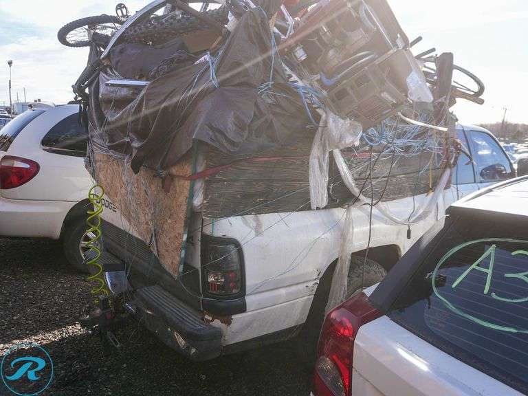 2001  Dodge  Ram 1500 Laramie   4WD - Roller Auctions