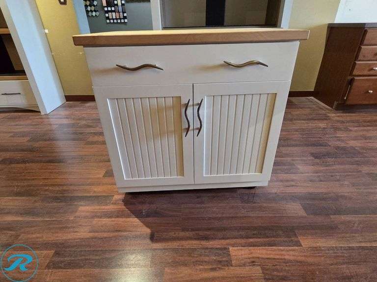 1-Piece Moveable Island with Butcherblock Countertop, Diamond White Beadboard, 36” x 24” x 36” Tall with 1 Rollout Tray - Roller Auctions