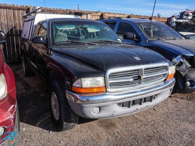 2000  Dodge  Dakota   4WD - Roller Auctions
