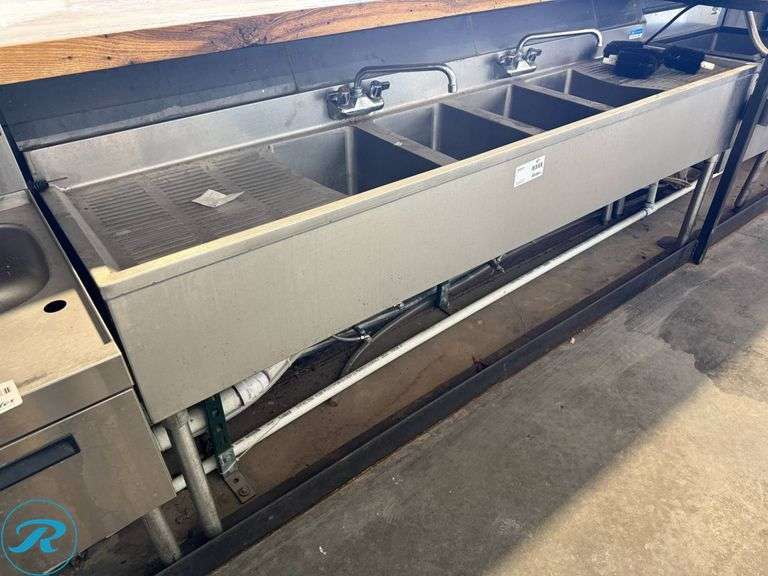 BK Resources BKUBW-484TS Four-Compartment  Bar Sink with Drainboards, 84in Long