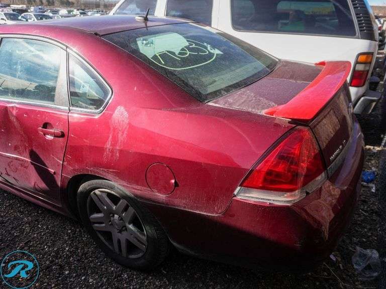 2011  Chevrolet  Impala LT  FWD - Roller Auctions