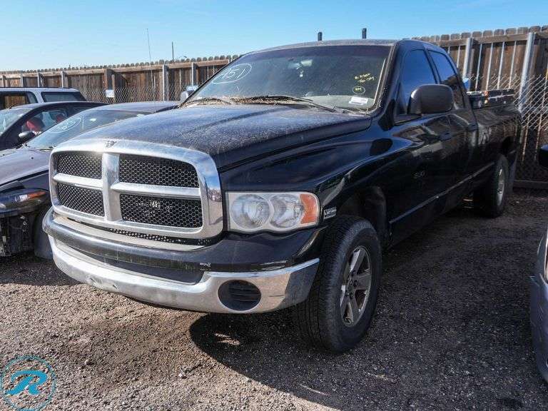 2005  Dodge  Ram 1500 SLT  4WD