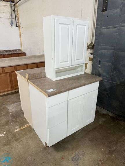 3-Piece Vanity Cabinet Set, Timberlake New Haven Linen, soft-close doors and drawers