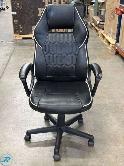 Insignia Essential PC Gaming Chair Black Used Small Tear Roller 