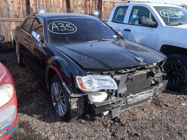 2014  Chrysler  300   AWD - Roller Auctions