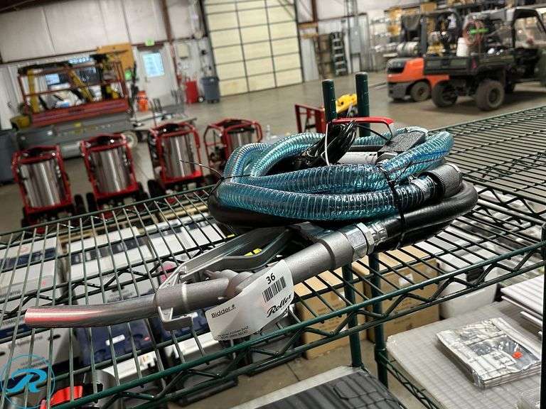 New 12V Diesel Fuel Pump - Roller Auctions