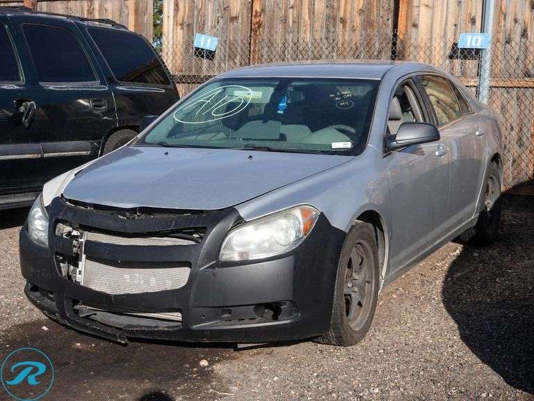 2011  Chevrolet  Malibu LS  FWD