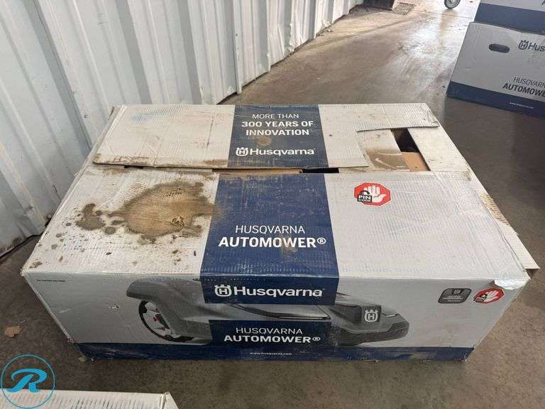 New Husqvarna Automower 450XH Robotic Lawn Mower - Roller Auctions