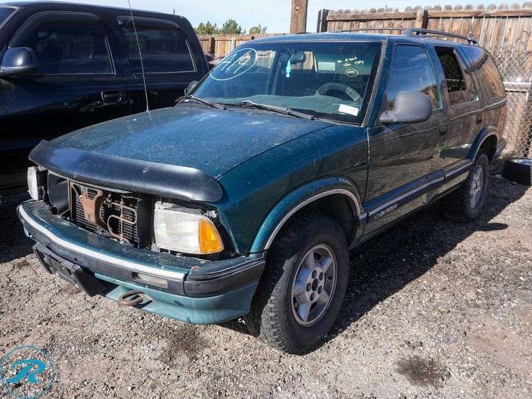 1997  Chevrolet  Blazer   4WD - Roller Auctions