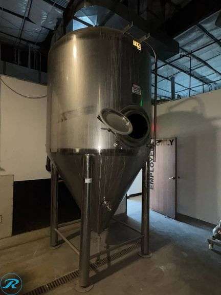 Pacific Brewery Systems Inc. 60 BBL Jacketed Fermentation Tank