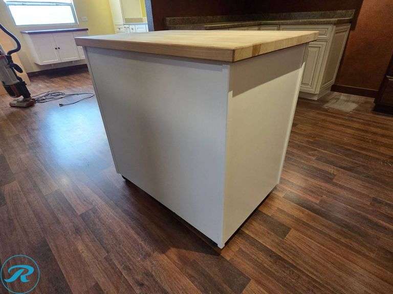 1-Piece Moveable Island with Butcherblock Countertop, Diamond White Beadboard, 36” x 24” x 36” Tall with 1 Rollout Tray - Roller Auctions