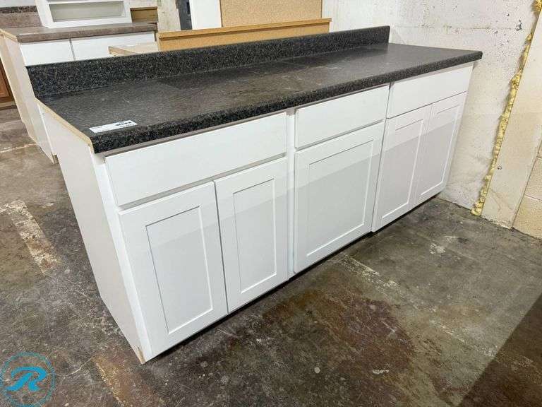 3 Vanity Sink Cabinets, Aristokraft Ellis White