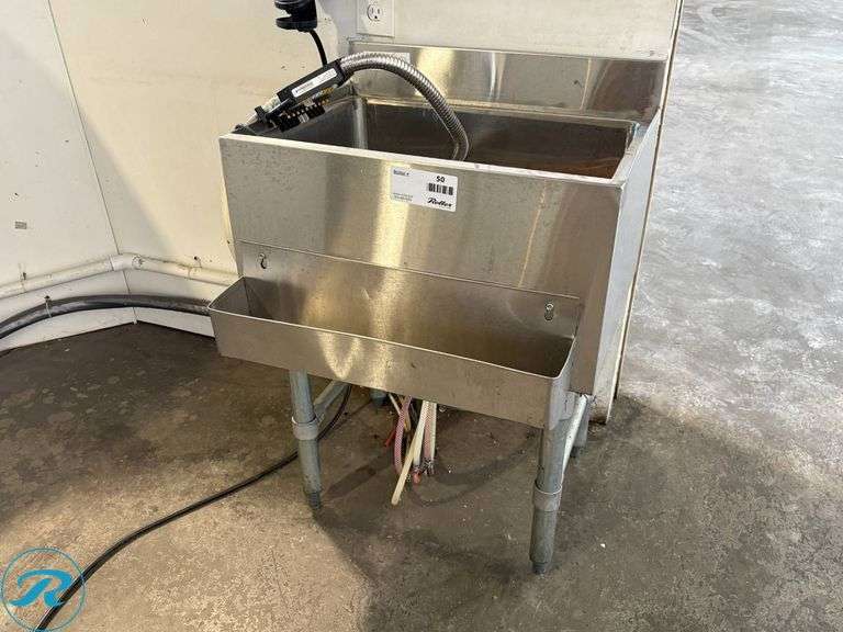 Regency 600IB1824CP Ice Bin with Cold Plate