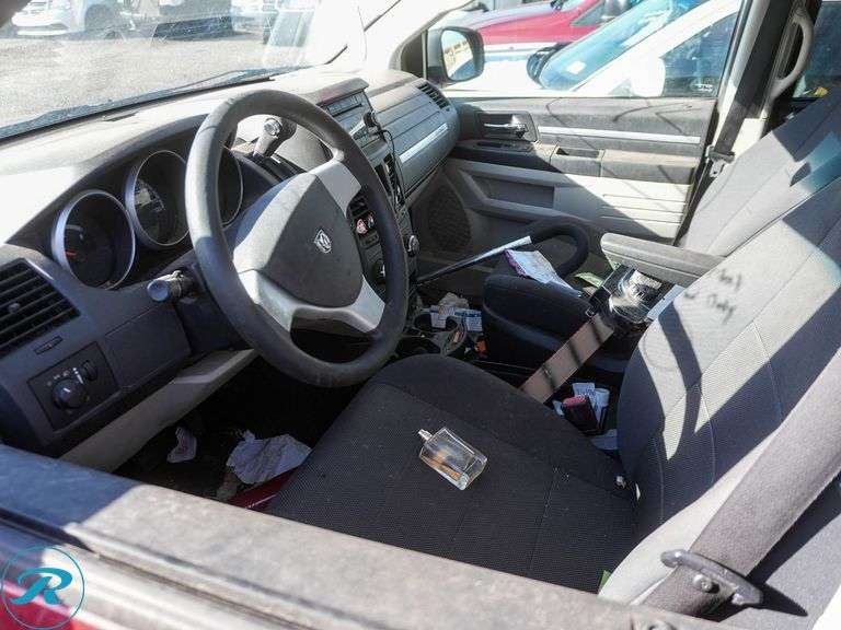 2009  Dodge  Grand Caravan SE  FWD - Roller Auctions