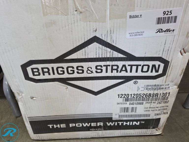 Max Stratton Model Briggs & Stratton Gas Engine Model 1220120526B8R0101 - Roller Auctions