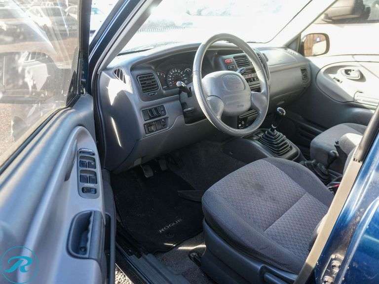 2003 Chevrolet Tracker - Roller Auctions