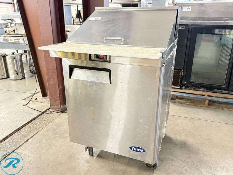 Atosa MSF8305 Mega Top Refrigerated Salad Prep on Casters (Turns On