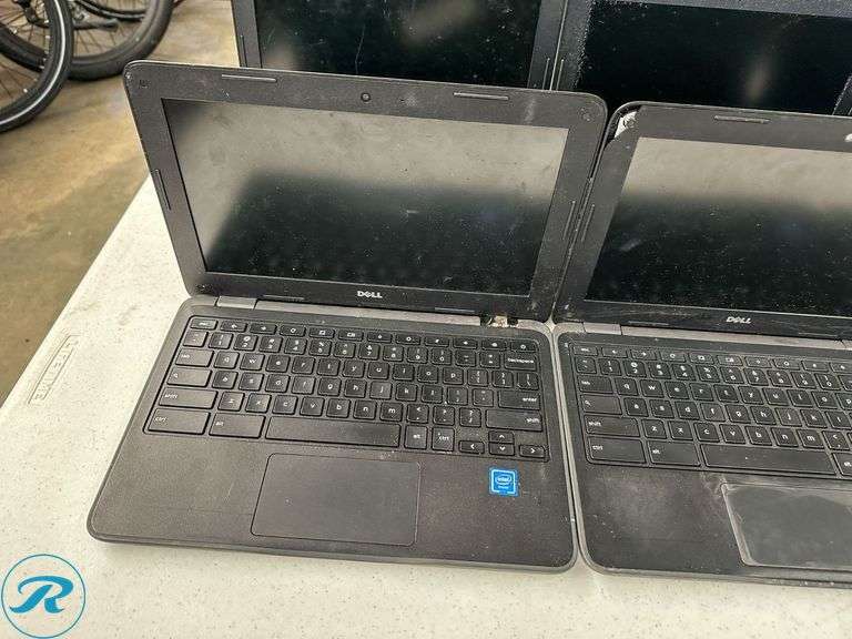(10) Dell 3180 Chromebook 11 Laptops and (2) Power Cords - Roller Auctions