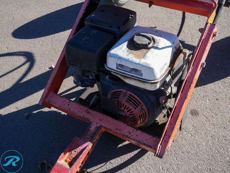 Compac PHD Towable Post Hole Digger - Roller Auctions
