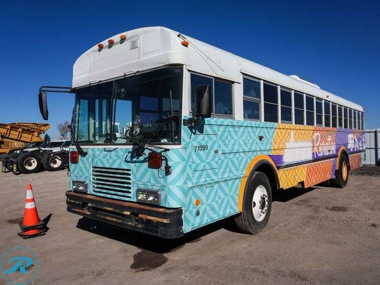 1997 International Genesis RWD 48-Passenger School Bus - Roller Auctions