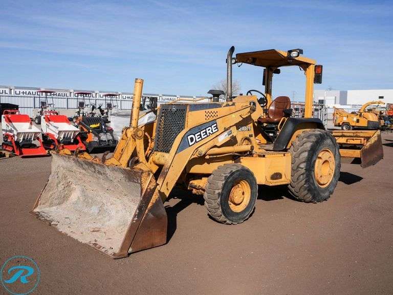 John Deere 210LE 4WD Tractor/Loader - Roller Auctions