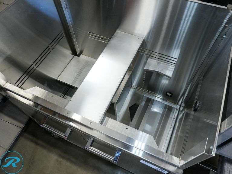 2 Door Grill Enclosure, On Casters, 20.5" X 32" - Roller Auctions