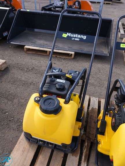 New Mustang LF-88 Plate Compactor, Gas - Roller Auctions