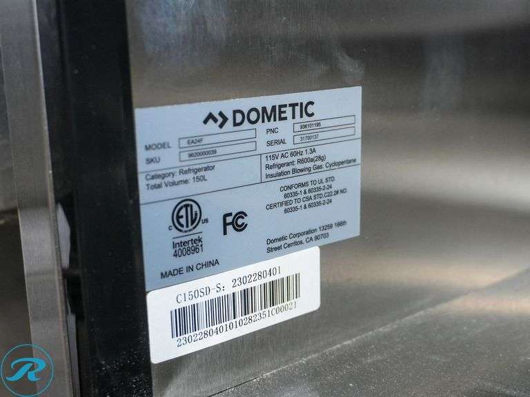 Dometic Outdoor Refrigerator - Roller Auctions