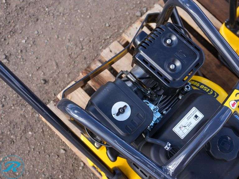 New Mustang LF-88 Plate Compactor, Gas - Roller Auctions