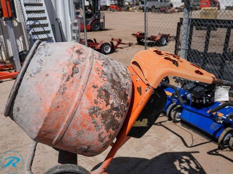 Belle Mini 150 Electric Concrete Mixer - Roller Auctions