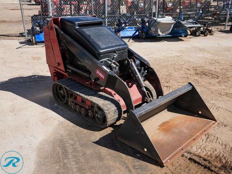 2018  Toro  22324 TX-525  Mini Crawler Skid Steer Loader - Roller Auctions
