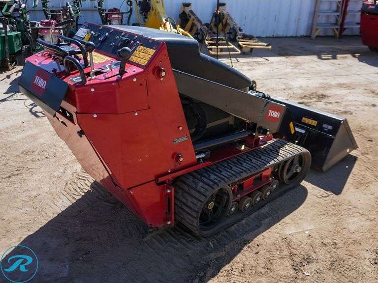 2024  Toro  22324 TX-525  Mini Crawler Skid Steer Loader - Roller Auctions