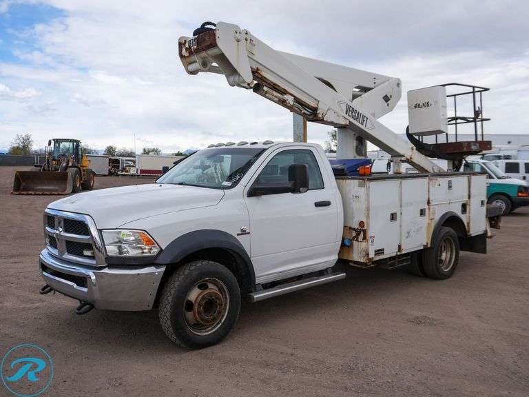 2015 Ram 5500 Heavy Duty 4WD Bucket Truck - Roller Auctions