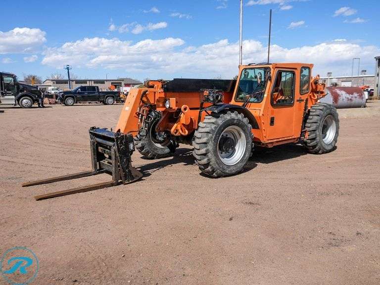 2017 Oshkosh MMV3 4x4 Telescopic Forklift - Roller Auctions