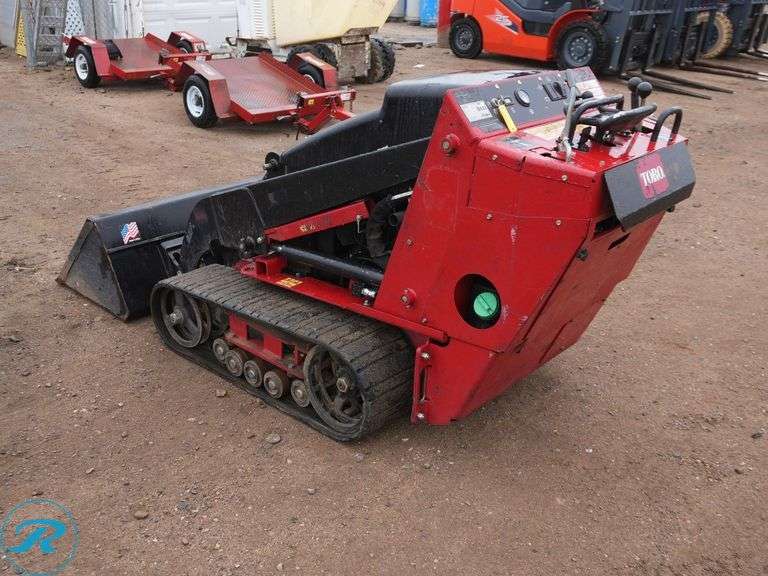 2020  Toro  22324 TX-525  Mini Crawler Skids Steer Loader - Roller Auctions