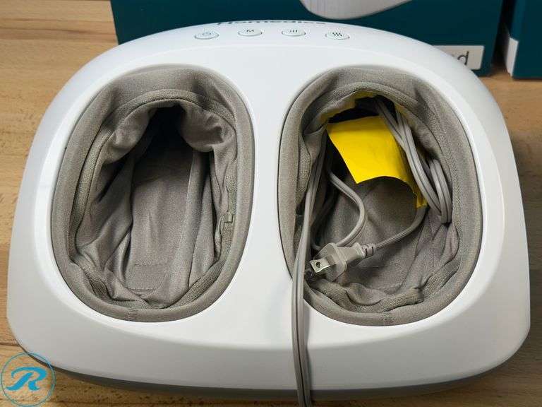 (3)Homedics Shiatsu + Air 4.0 Foot Massager with Heat - Used;(1)Doesn't heat up well - Roller Auctions