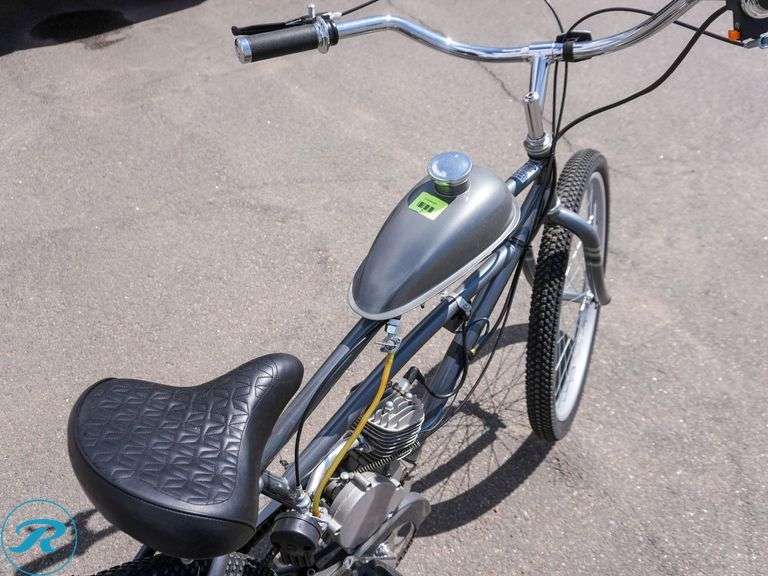 Schwinn Motorized Cruiser Bicycle, Gasoline (Turns Over Does Not Start) - Roller Auctions