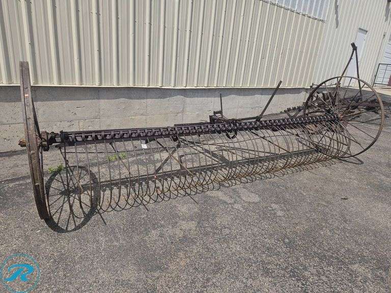 Hay Rake With Rear Roller Metal Horse-Drawn Hay Rake with Spoked Wheels - Roller Auctions