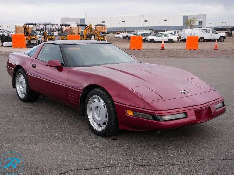 1991  Chevrolet  Corvette  RWD Coupe - Roller Auctions